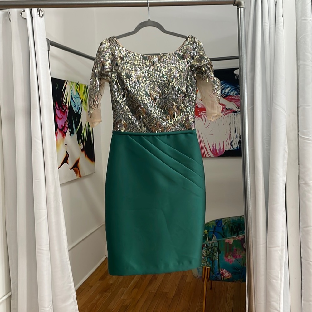 Short dress